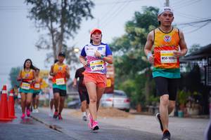 BIB: 1651, 1060
                            <button type="button" onclick="openModal(9933964)" class="btn btn-primary btn-sm float-right btn-popup" data-toggle="modal" data-target=".modal-high-quality">
                        <i class="fas fa-shopping-cart"></i> Add to Cart
                    </button>
                                            <button type="button" onclick="isThisMe(9933964, true)" class="btn btn-success btn-sm float-right btn-popup btn-isme hidden" data-toggle="tooltip" data-placement="bottom" title="นี่คือรูปของคุณใช่ไหม คลิกที่นี่เพื่อเอาเข้าอัลบั้ม">
                        <i class="fas fa-plus"></i> Add to album
                    </button>
                    <button type="button" onclick="isThisMe(9933964, false)" class="btn btn-warning btn-sm float-right btn-popup btn-isnotme hidden">
                        <i class="fas fa-ban"></i> Remove from album
                    </button>